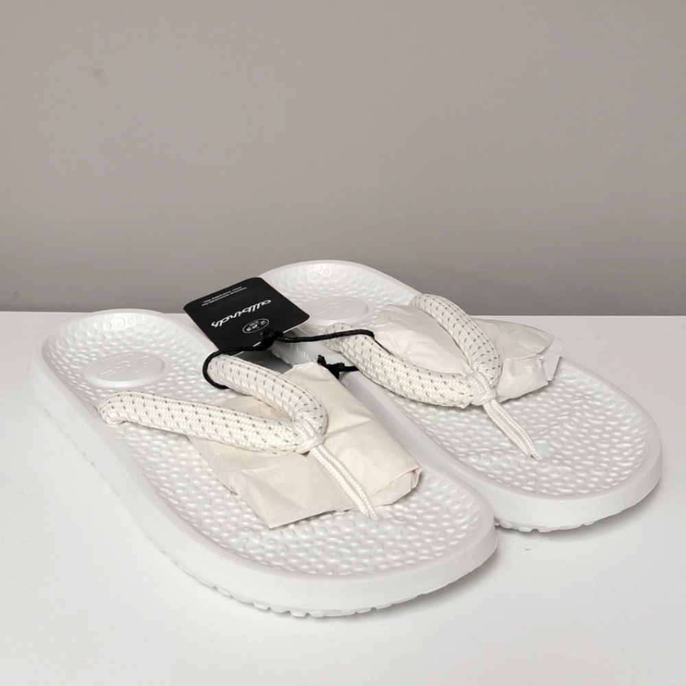 Allbirds NWT Sugar Zeffer Flip Flop in Blizzard Made With Sugarcane